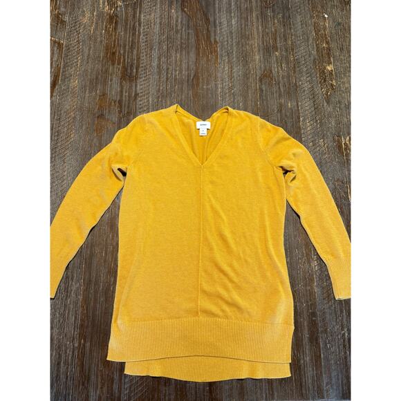 Old Navy Mustard V-Neck Long Sleeve Sweater - Picture 3 of 6